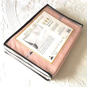 Royal Traditions Twin XL bed sheet set
